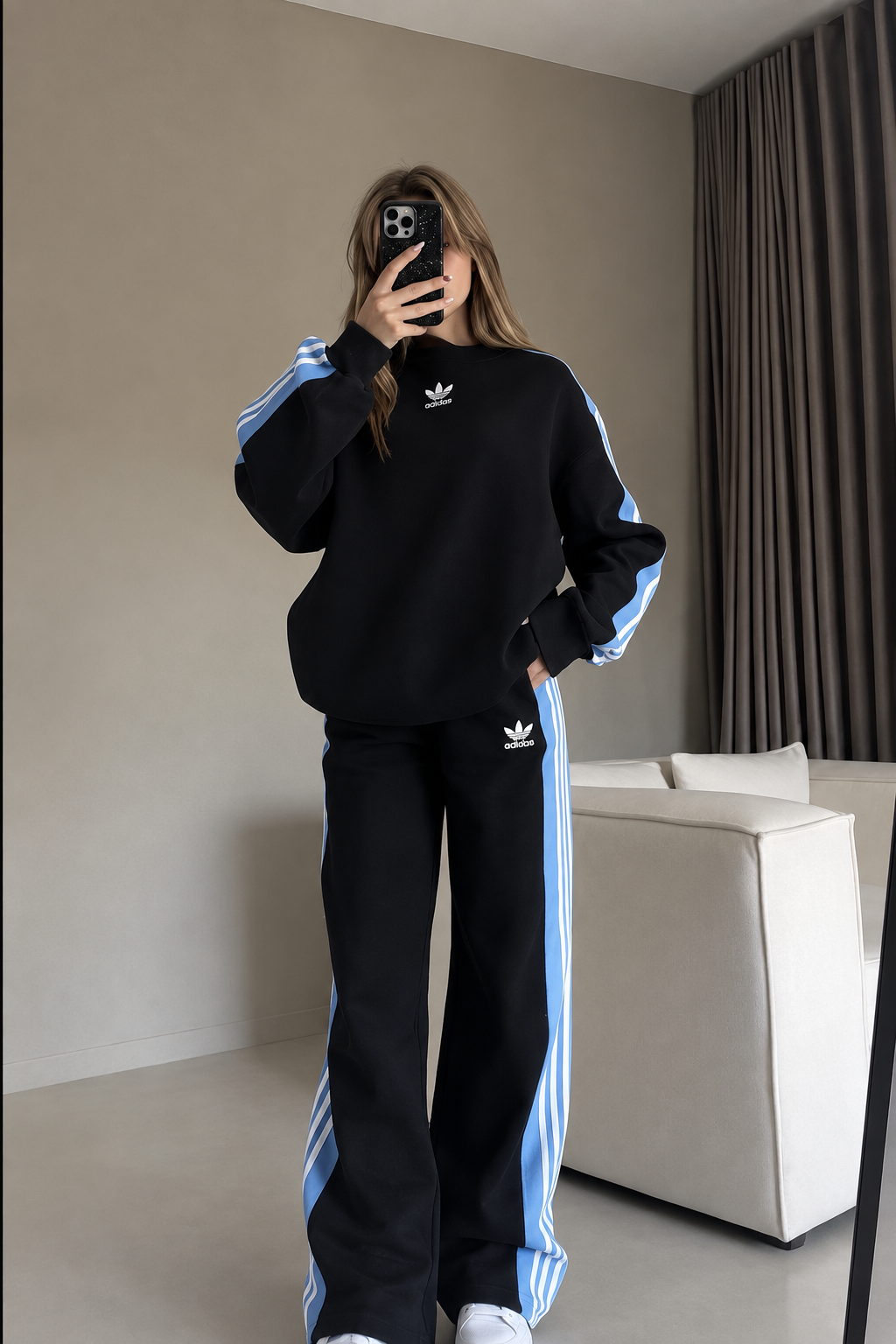 Women's Two-Piece Striped Sports Set: Casual, Loose-Fit Activewear