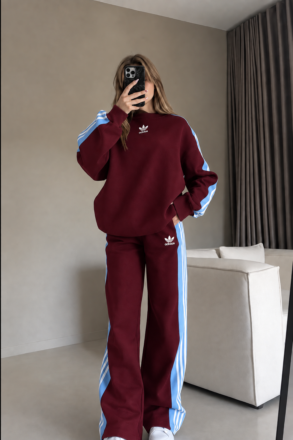 Women's Two-Piece Striped Sports Set: Casual, Loose-Fit Activewear